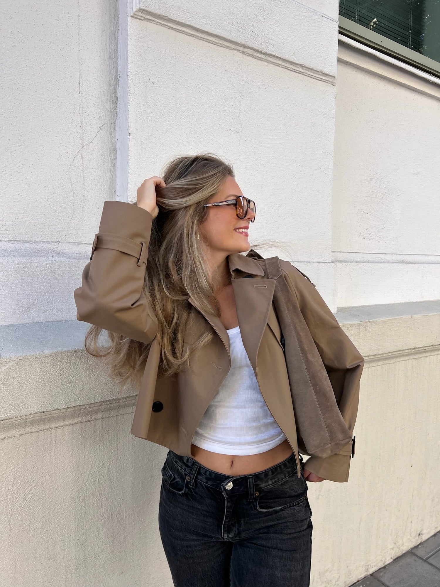 Thea Cotton Taupe Short Trench Clermonte