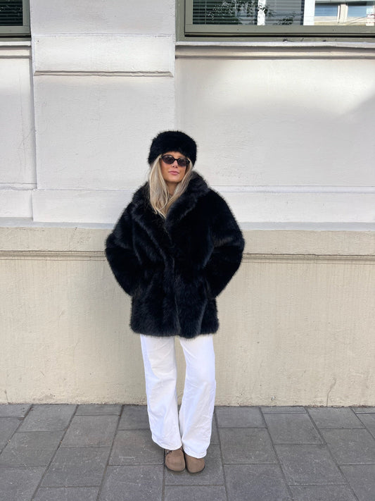 Maya Faux fur Black Clermonte