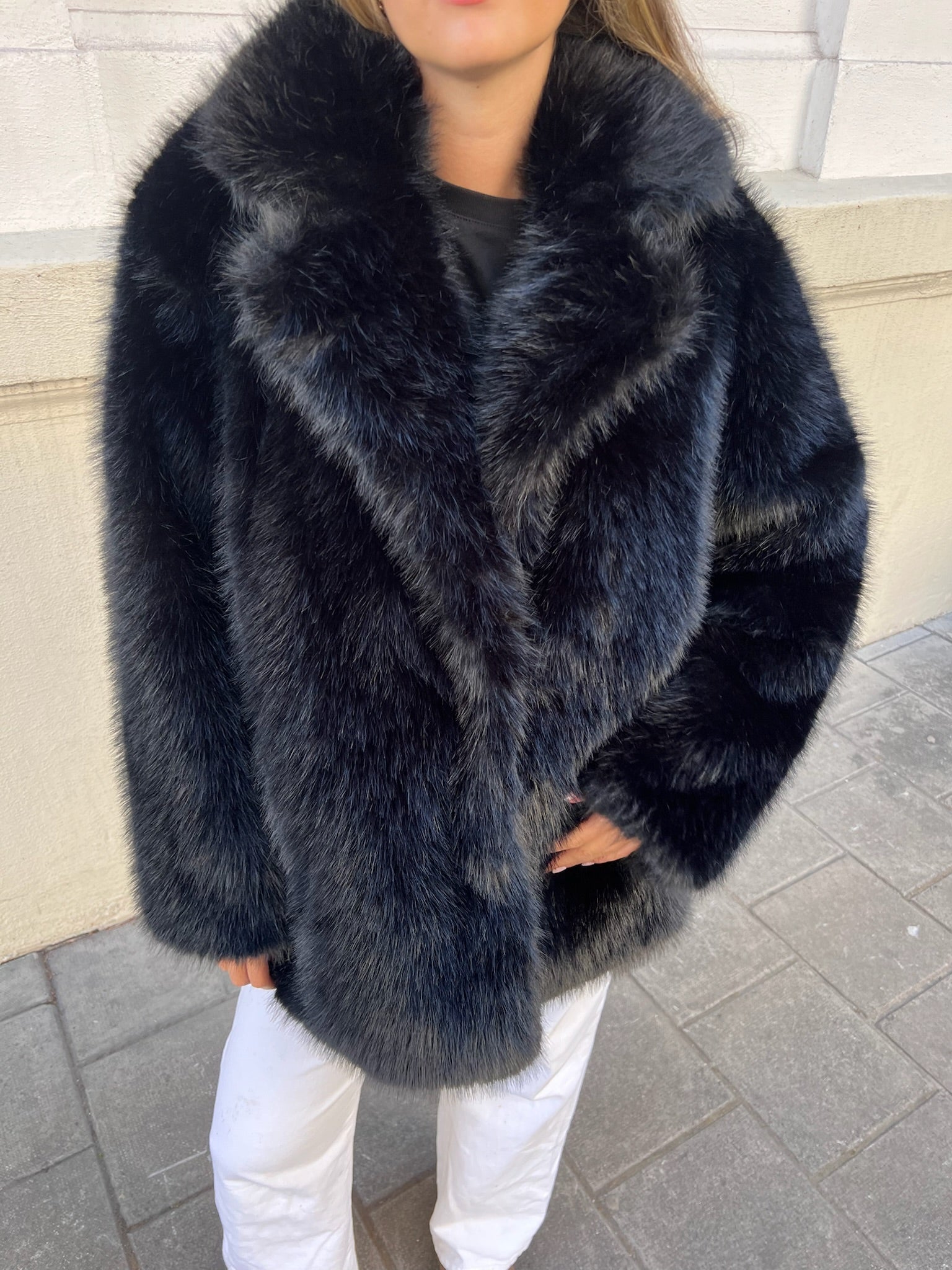 Maya Faux fur Black Clermonte