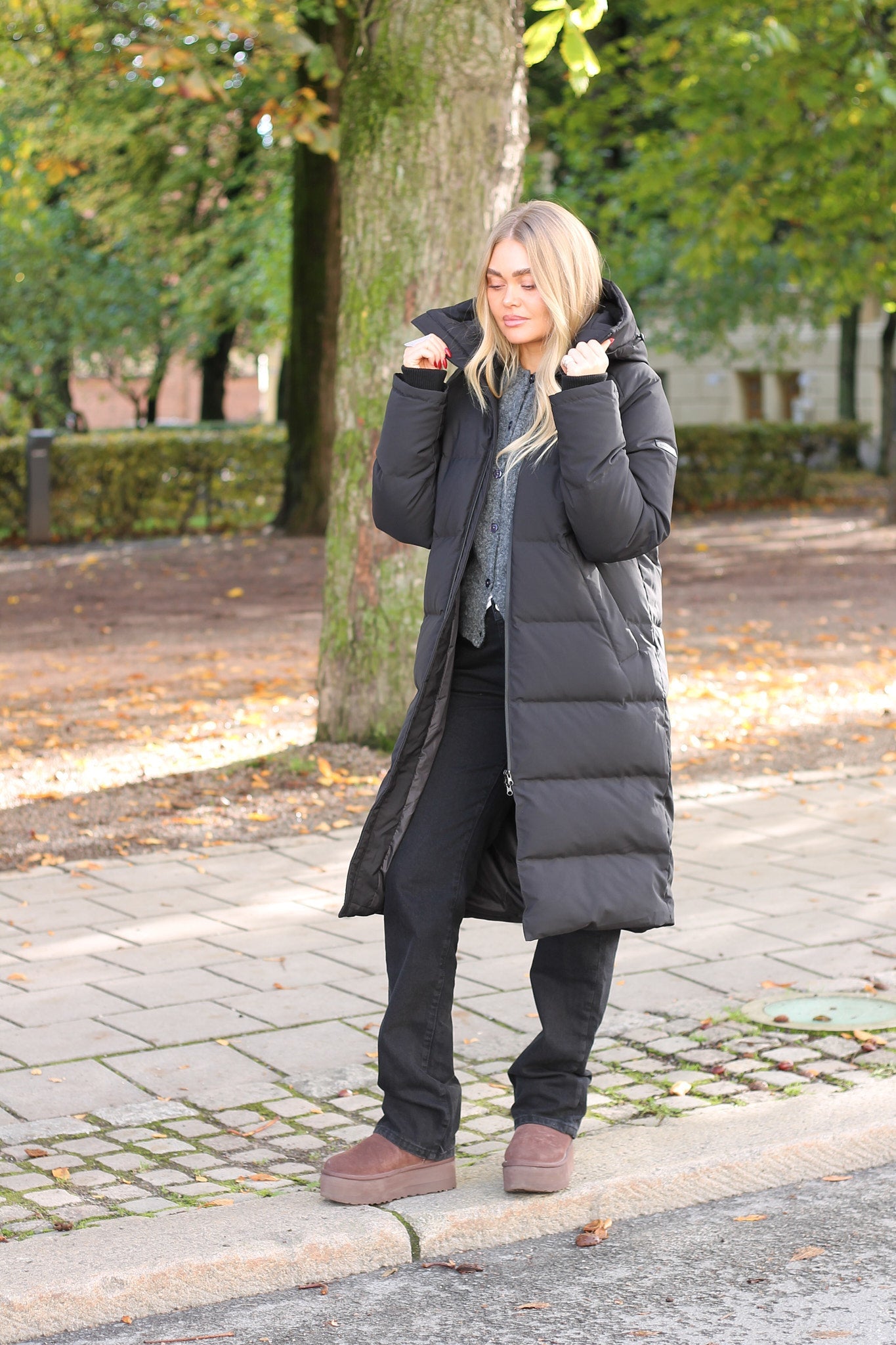 Frostin down coat black Clermonte